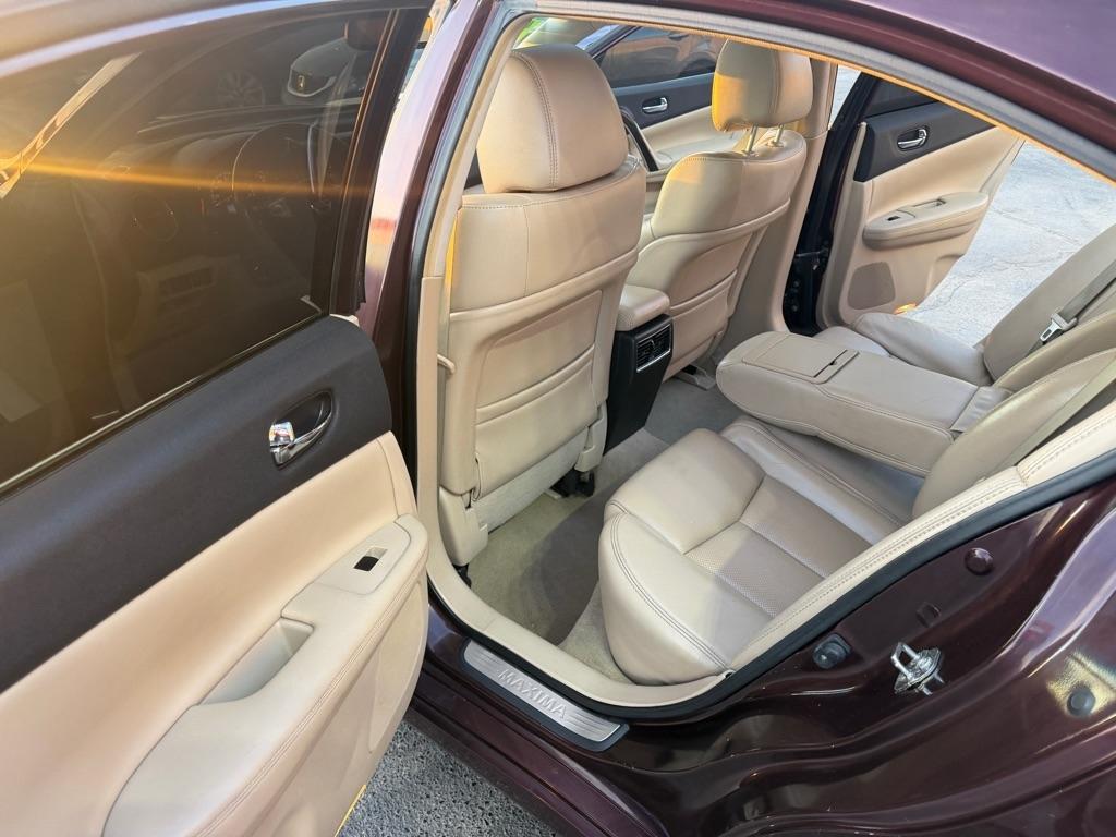 Nissan Maxima S 2014