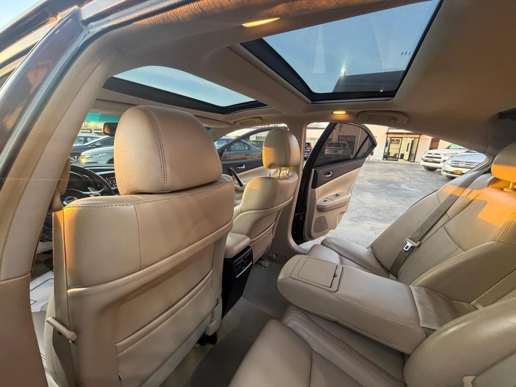 Nissan Maxima S 2014