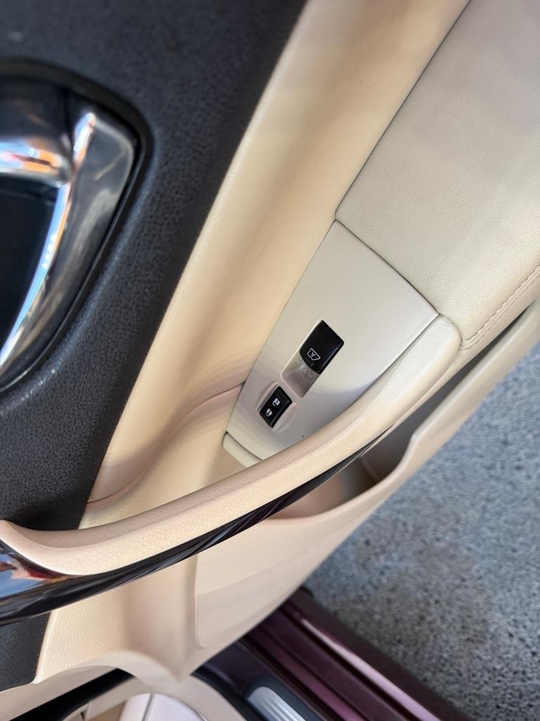 Nissan Maxima S 2014