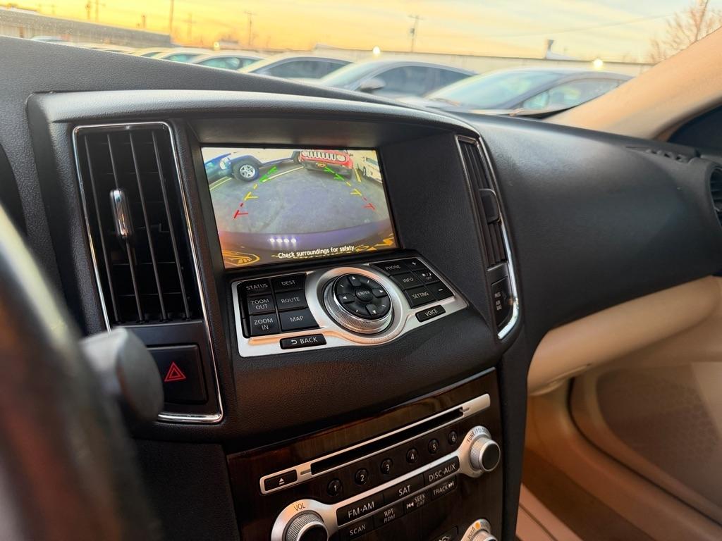 Nissan Maxima S 2014