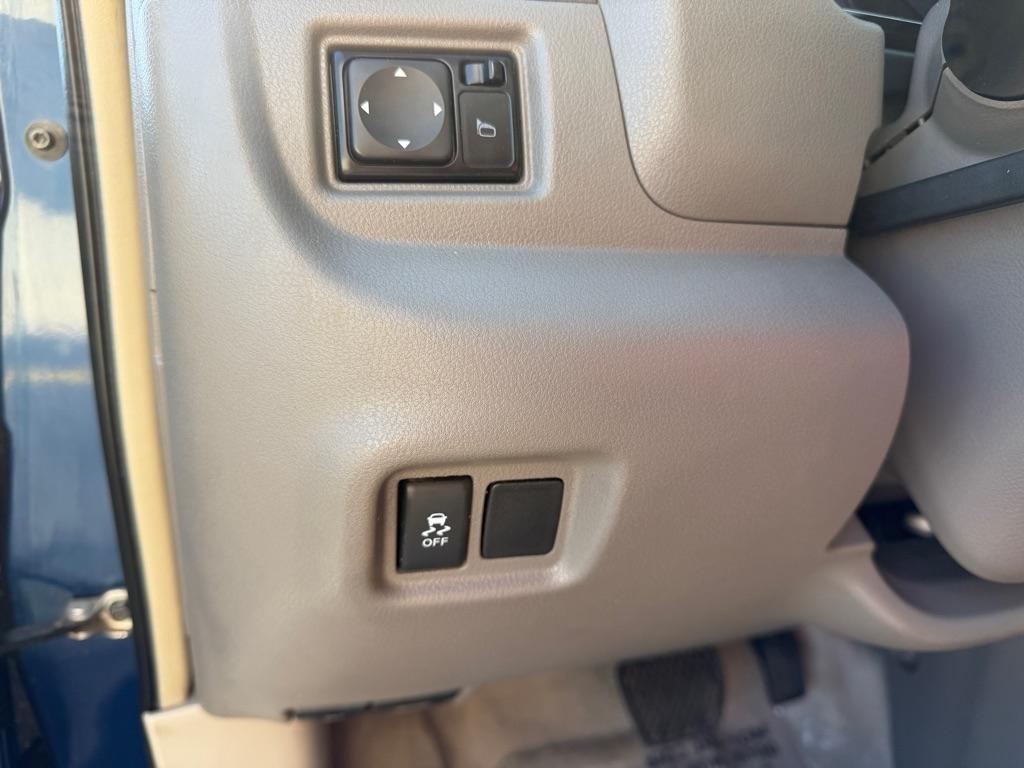 Nissan Versa 1.6 S 5M 2014