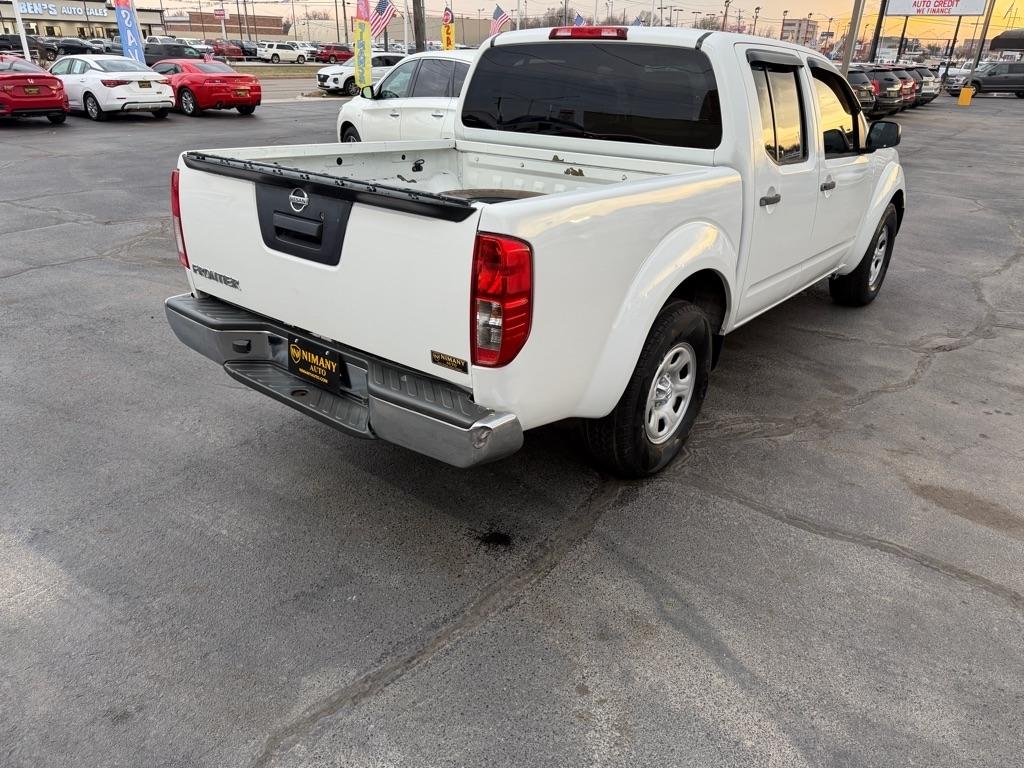 Nissan Frontier SL Crew Cab 2WD 2014