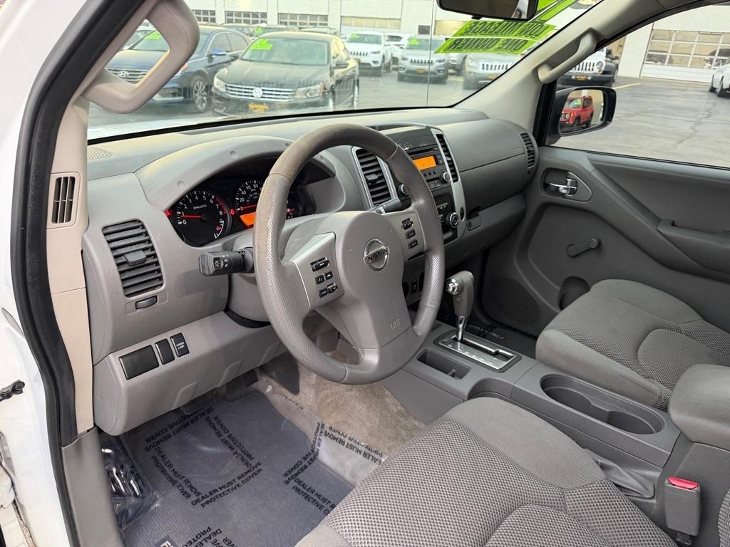 Nissan Frontier SL Crew Cab 2WD 2014