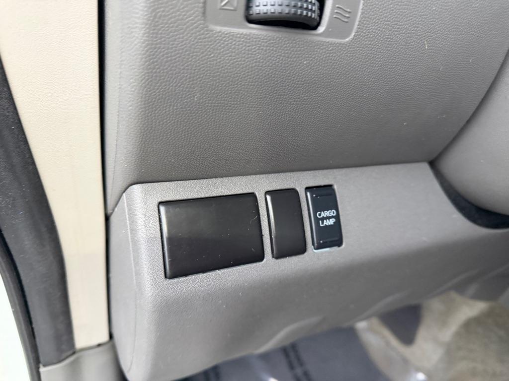 Nissan Frontier SL Crew Cab 2WD 2014