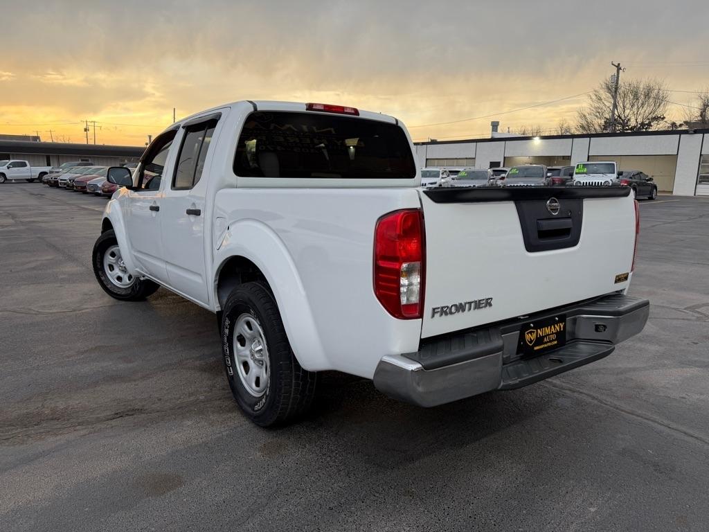Nissan Frontier SL Crew Cab 2WD 2014