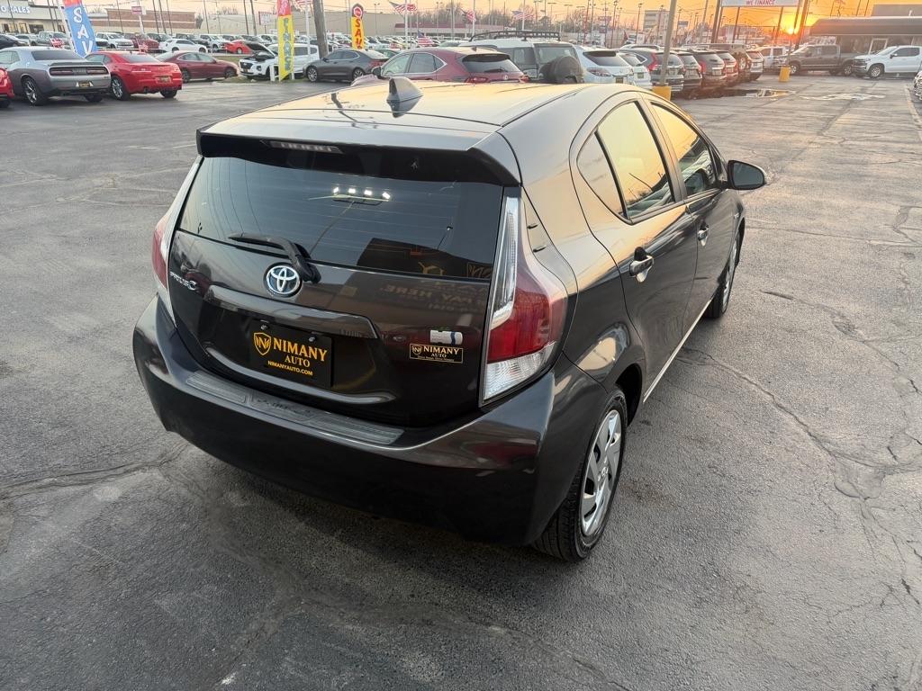 Toyota Prius c One 2015