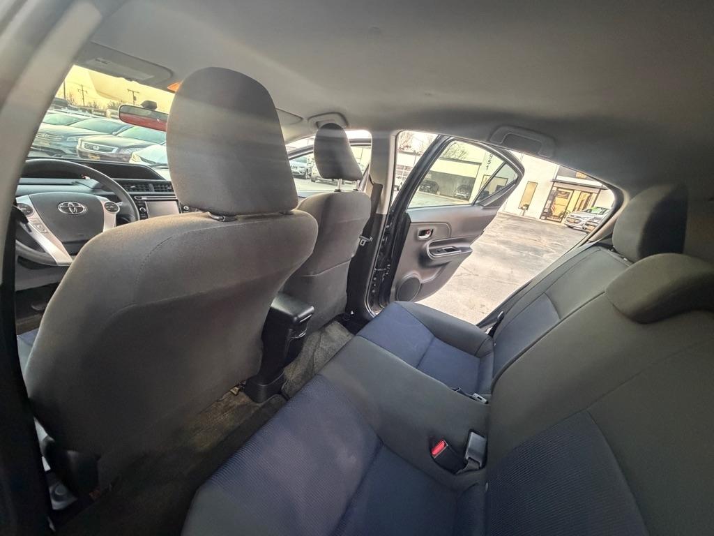 Toyota Prius c One 2015