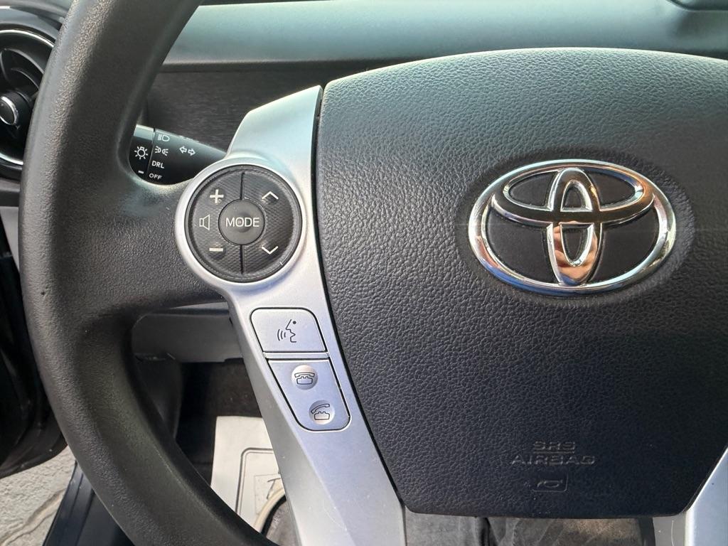 Toyota Prius c One 2015