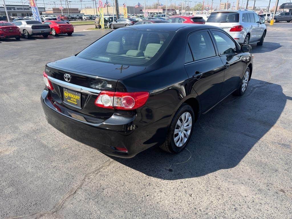 Toyota Corolla L 5-Speed MT 2013