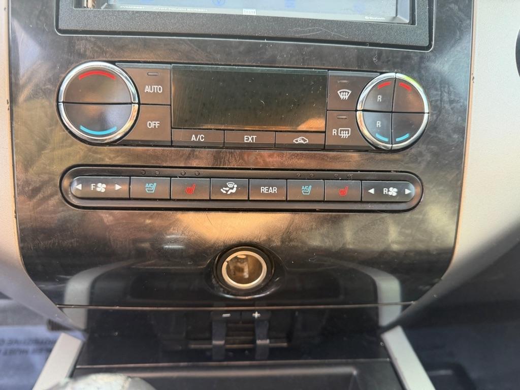 Ford Expedition Limited 2WD 2014