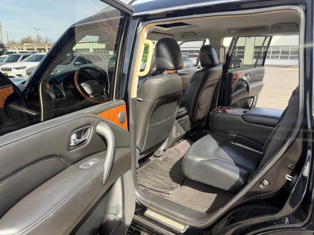 Infiniti QX80 LUXE 2019