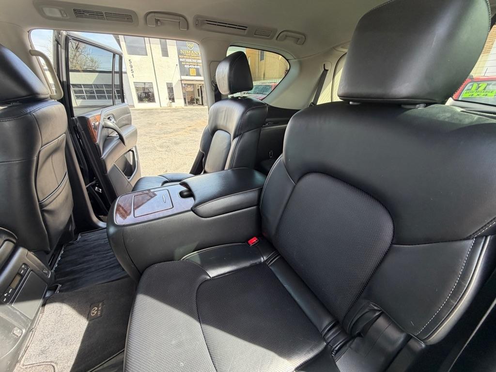 Infiniti QX80 LUXE 2019