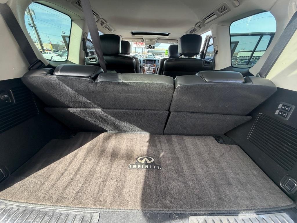 Infiniti QX80 LUXE 2019