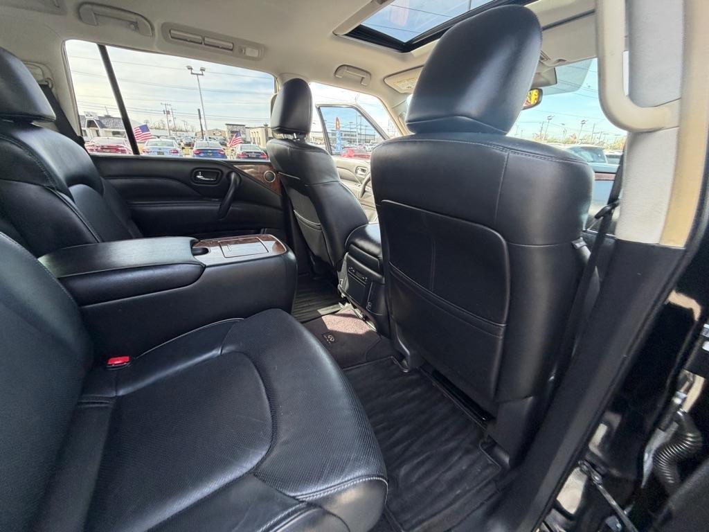 Infiniti QX80 LUXE 2019