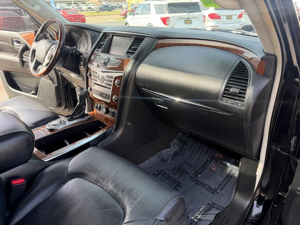 Infiniti QX80 LUXE 2019