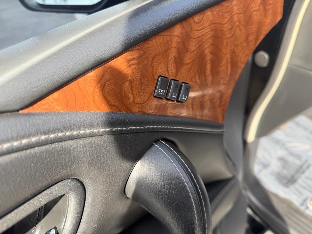 Infiniti QX80 LUXE 2019