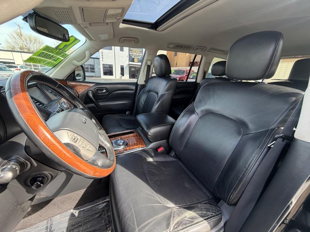 Infiniti QX80 LUXE 2019