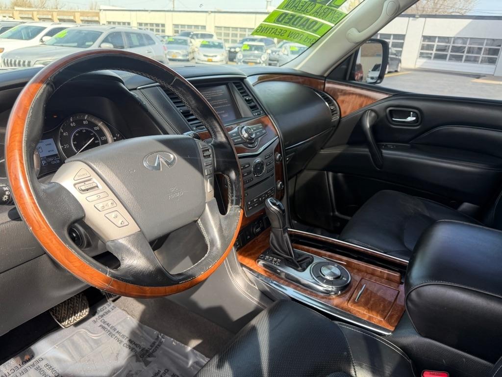Infiniti QX80 LUXE 2019