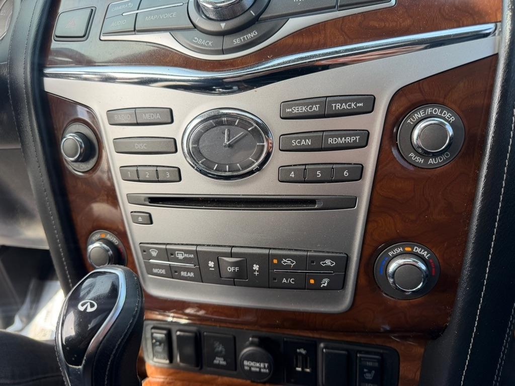 Infiniti QX80 LUXE 2019