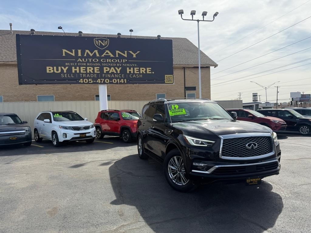 Infiniti QX80 LUXE 2019