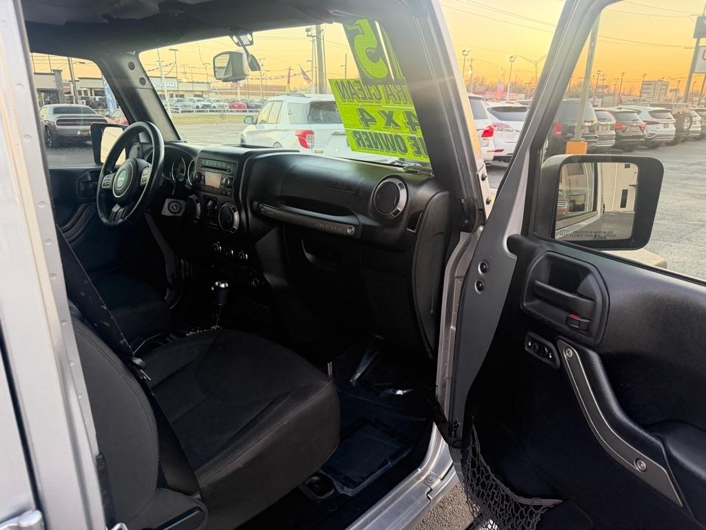 Jeep Wrangler Unlimited Sport 4WD 2015