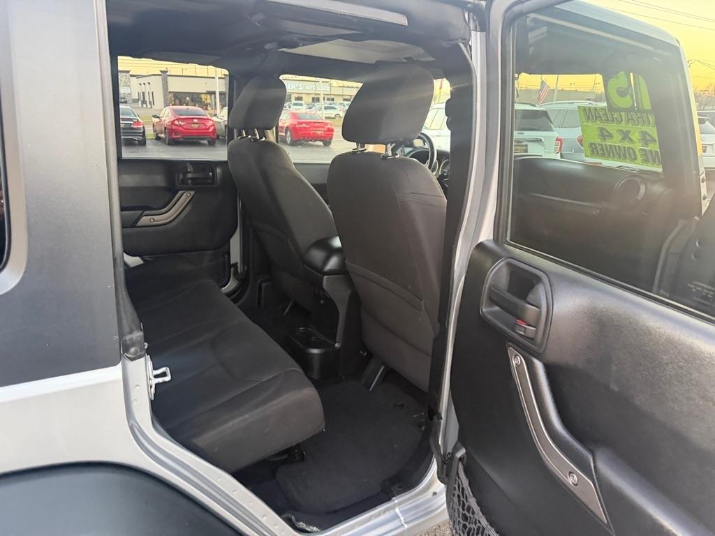 Jeep Wrangler Unlimited Sport 4WD 2015