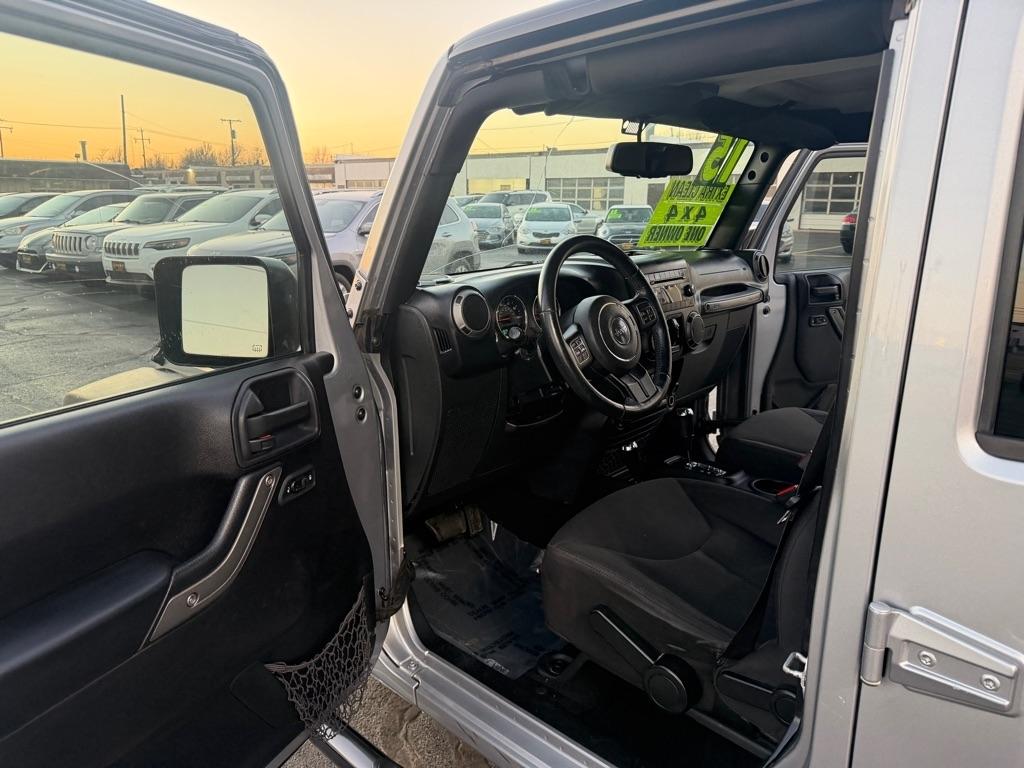 Jeep Wrangler Unlimited Sport 4WD 2015