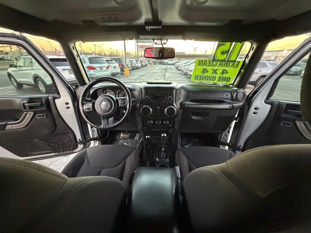 Jeep Wrangler Unlimited Sport 4WD 2015