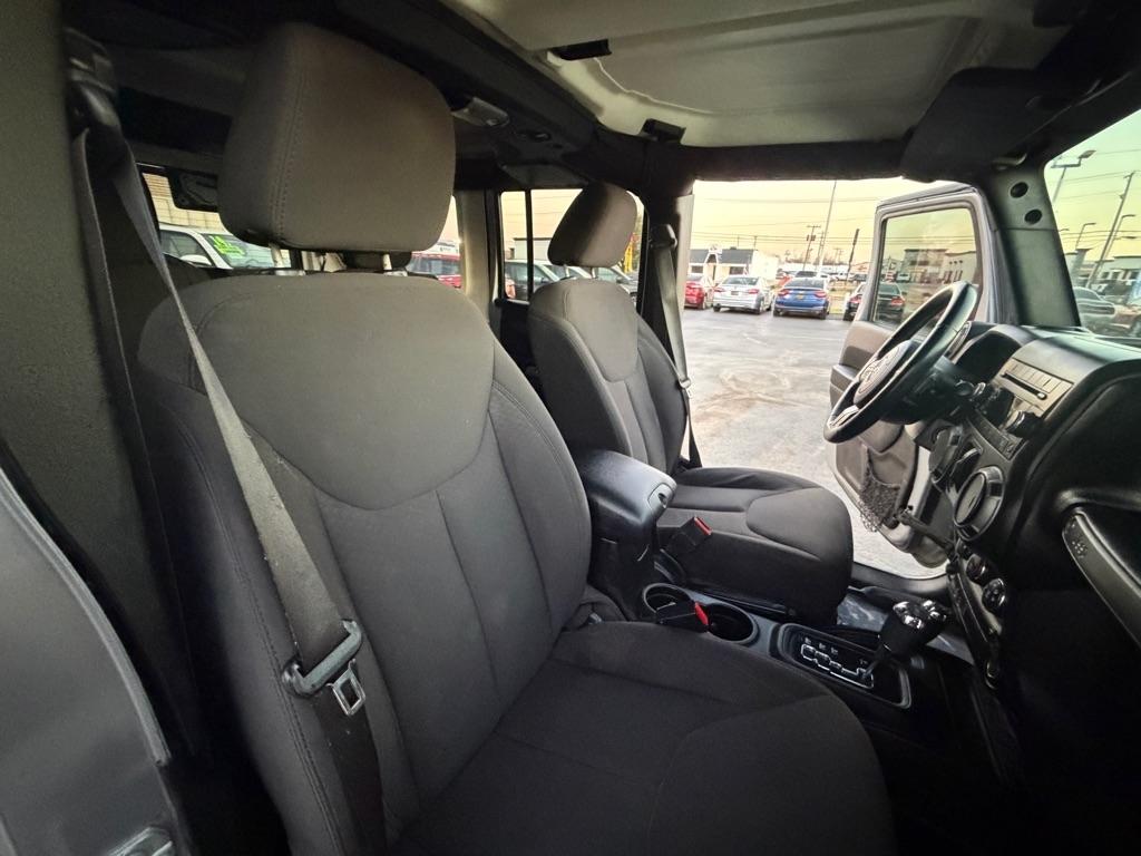 Jeep Wrangler Unlimited Sport 4WD 2015