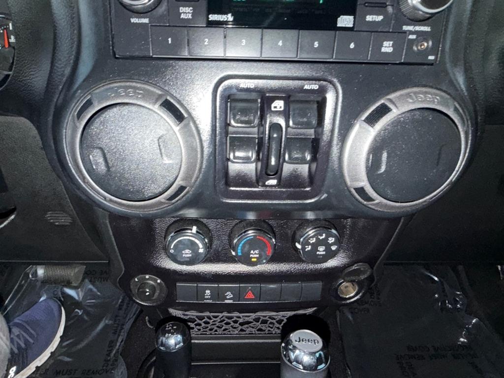 Jeep Wrangler Unlimited Sport 4WD 2015