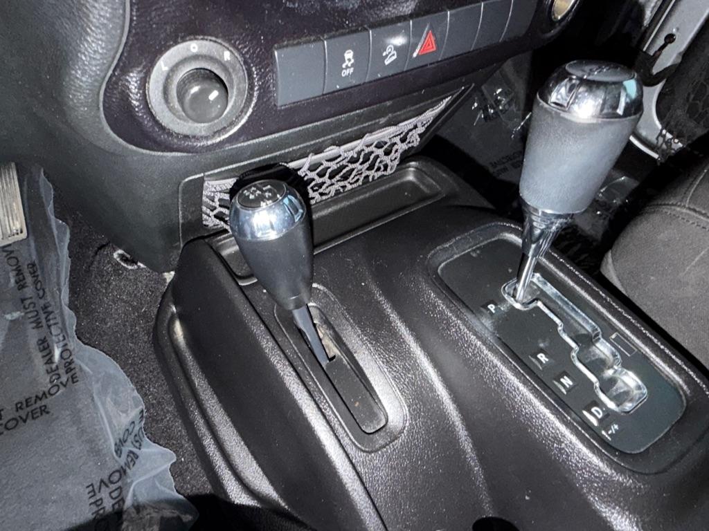 Jeep Wrangler Unlimited Sport 4WD 2015