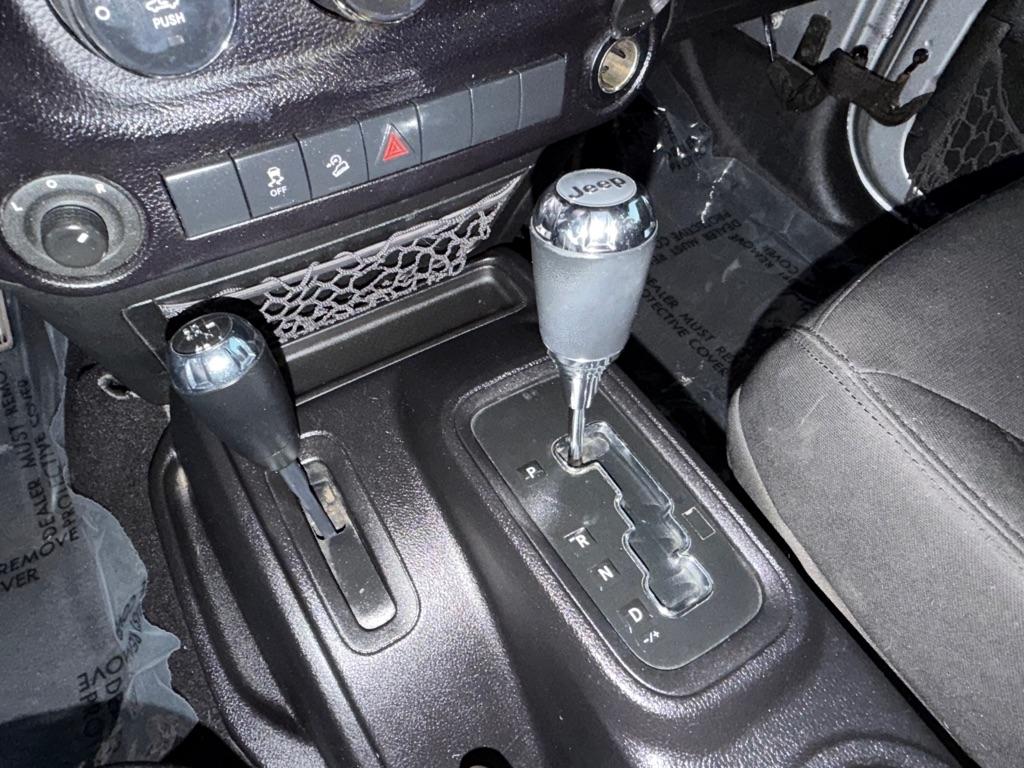 Jeep Wrangler Unlimited Sport 4WD 2015