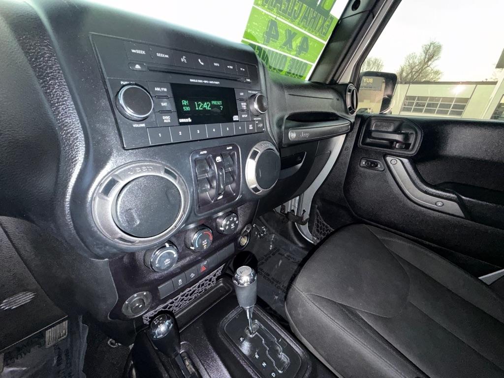 Jeep Wrangler Unlimited Sport 4WD 2015