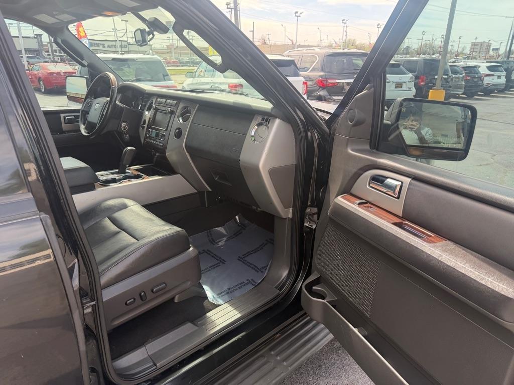 Ford Expedition Limited 2WD 2009