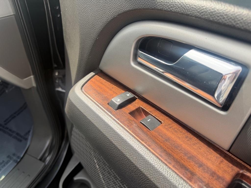 Ford Expedition Limited 2WD 2009