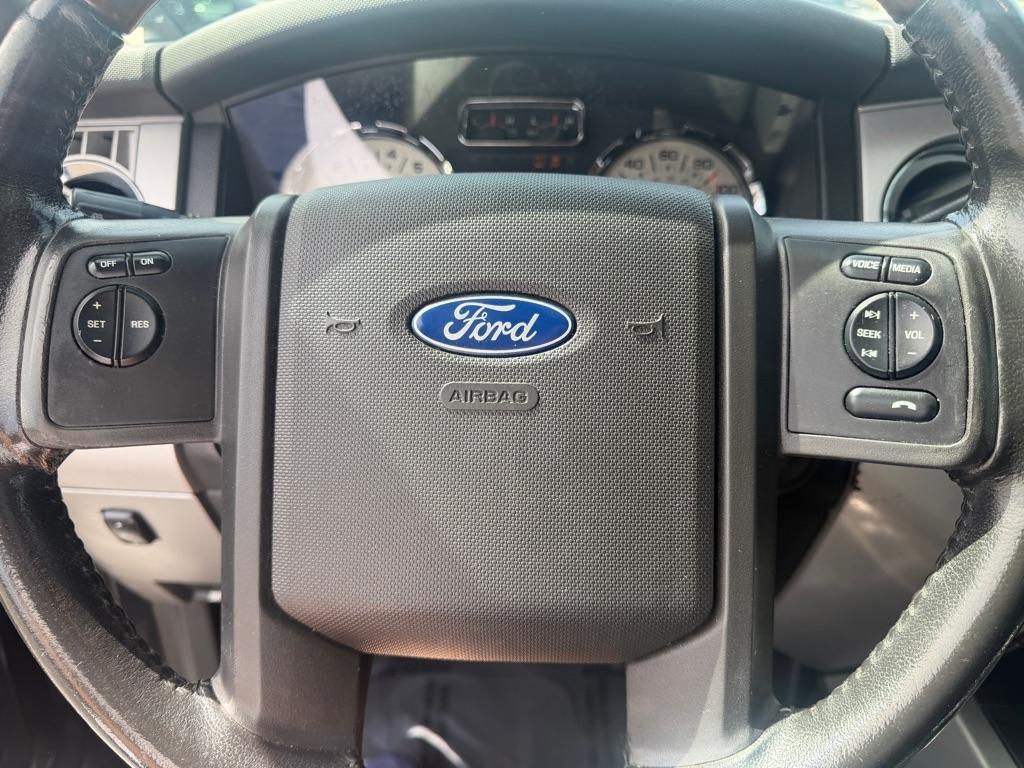 Ford Expedition Limited 2WD 2009