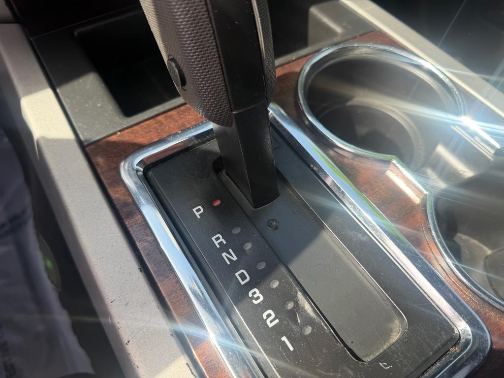 Ford Expedition Limited 2WD 2009