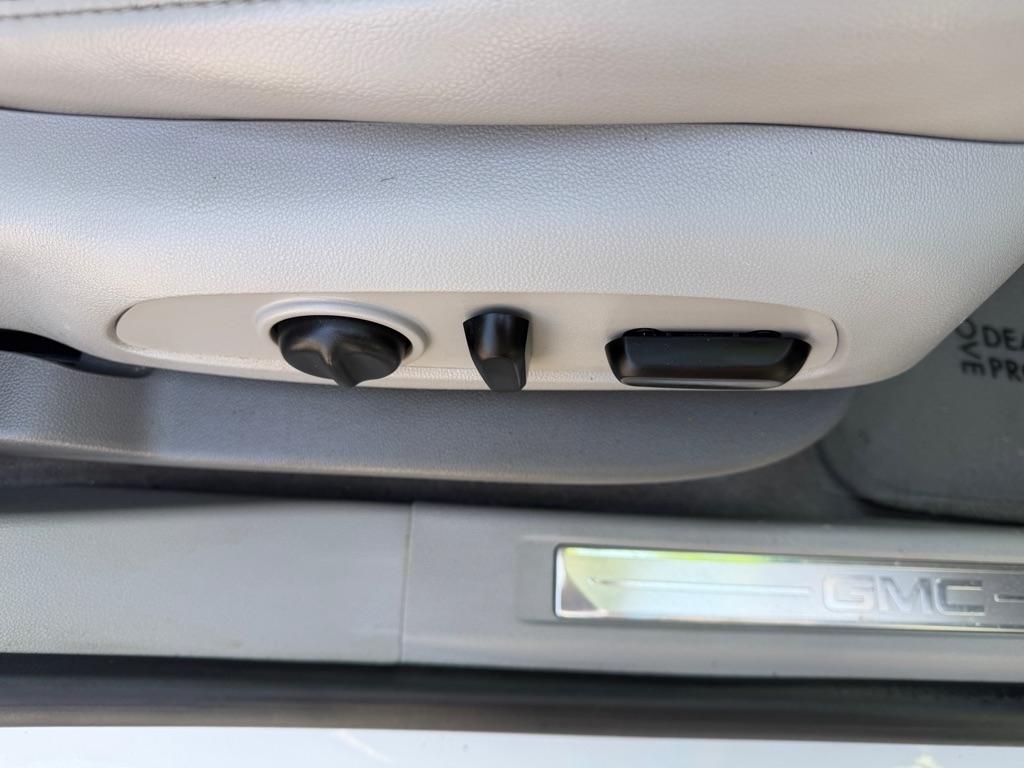 GMC Acadia SLT-1 FWD 2017