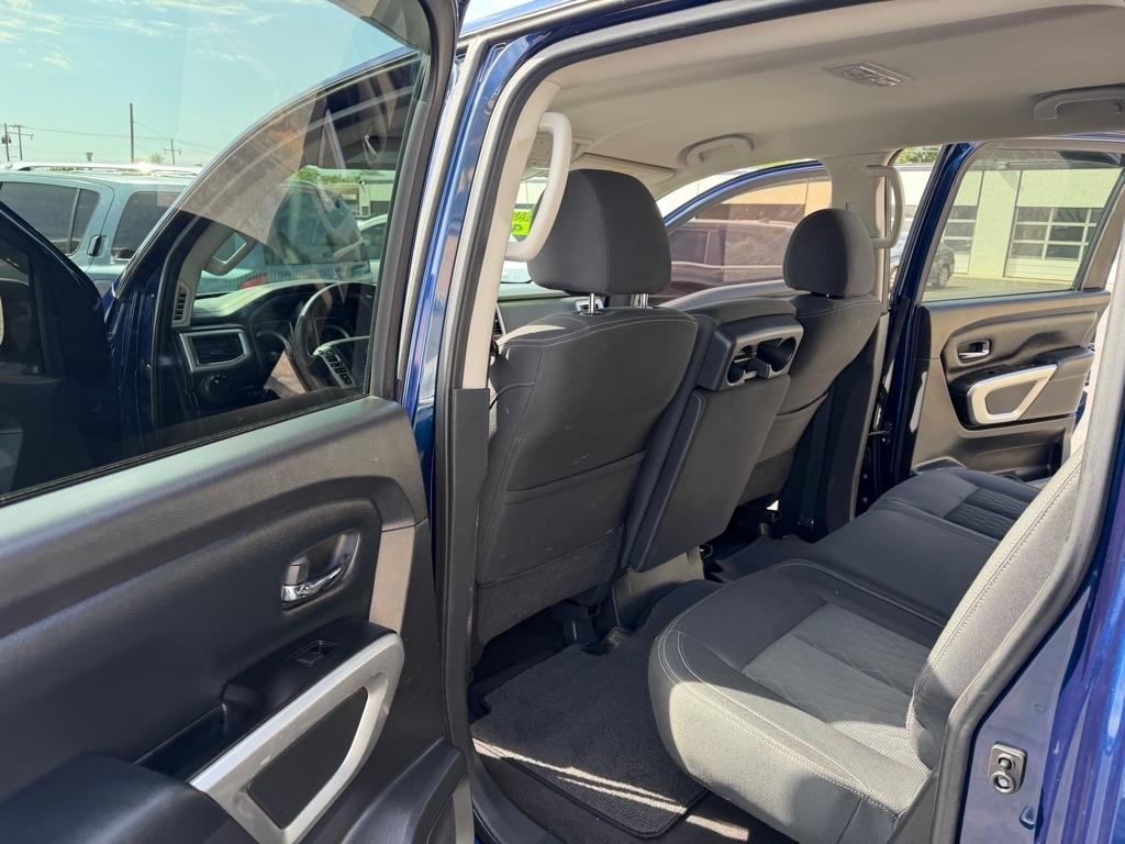 Nissan Titan S Crew Cab 4WD 2018