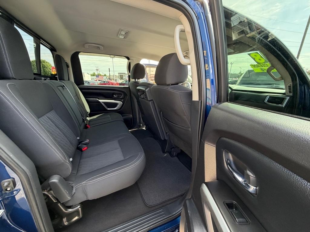 Nissan Titan S Crew Cab 4WD 2018