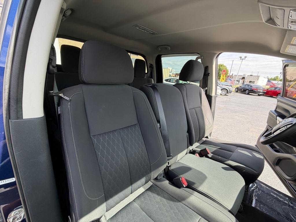 Nissan Titan S Crew Cab 4WD 2018