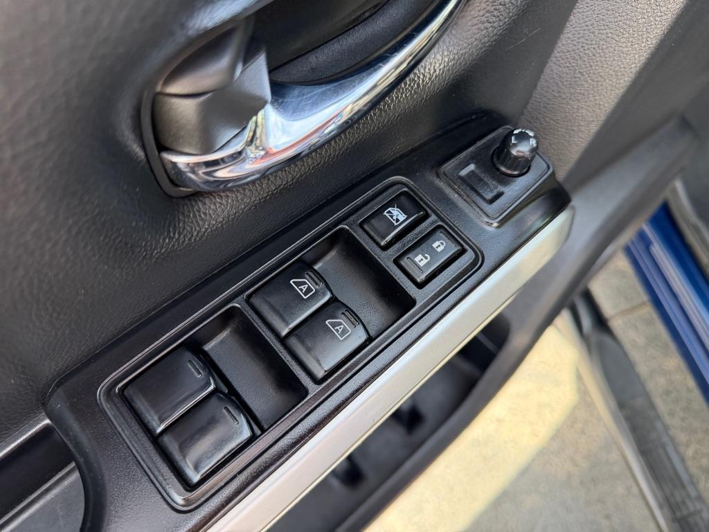 Nissan Titan S Crew Cab 4WD 2018