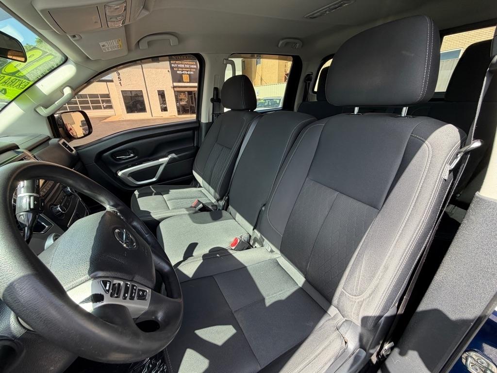 Nissan Titan S Crew Cab 4WD 2018