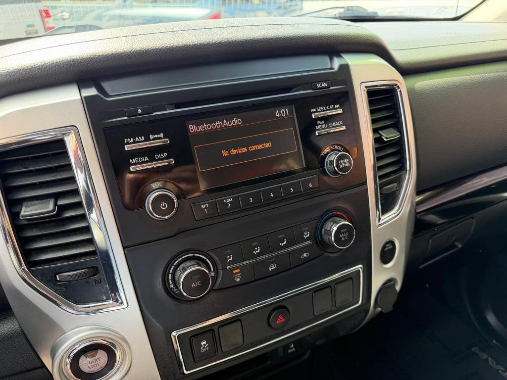 Nissan Titan S Crew Cab 4WD 2018