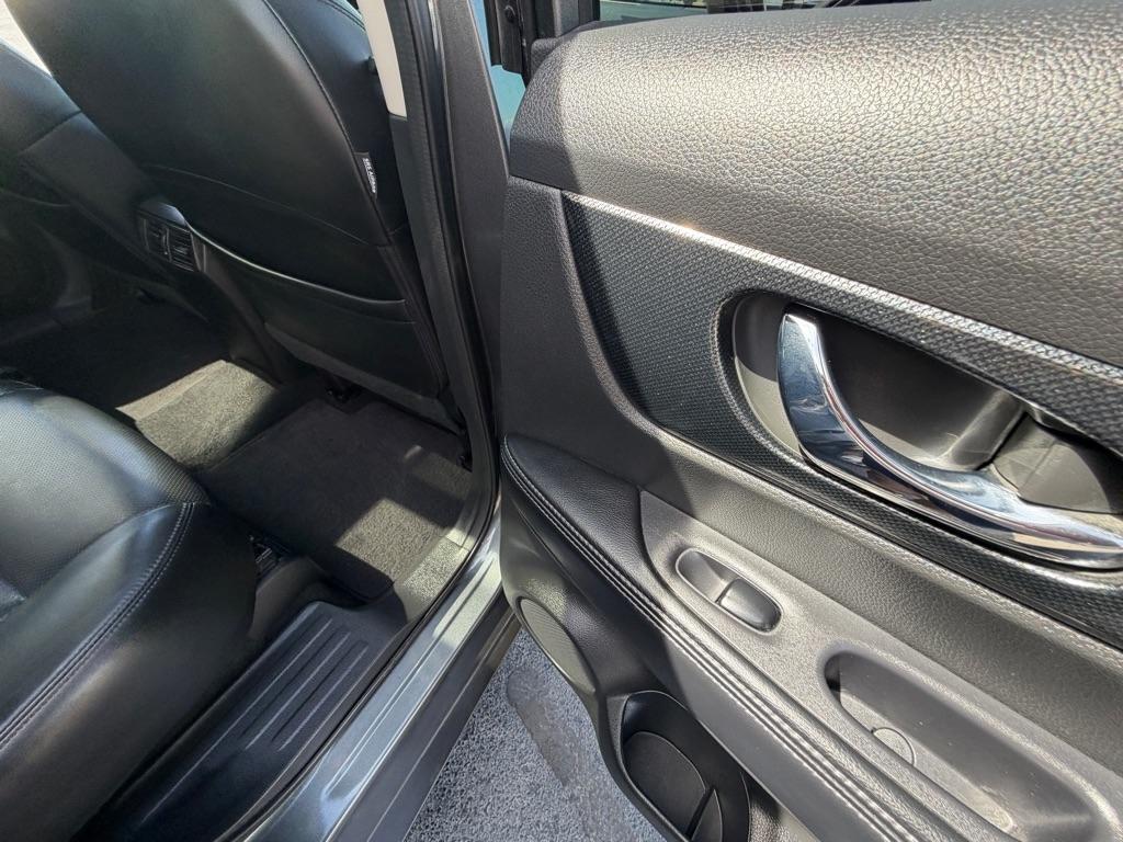 Nissan Rogue S 2WD 2014