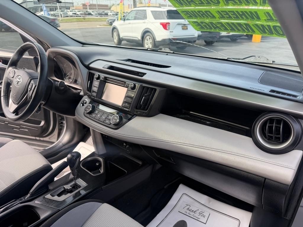 Toyota RAV4 XLE AWD 2018