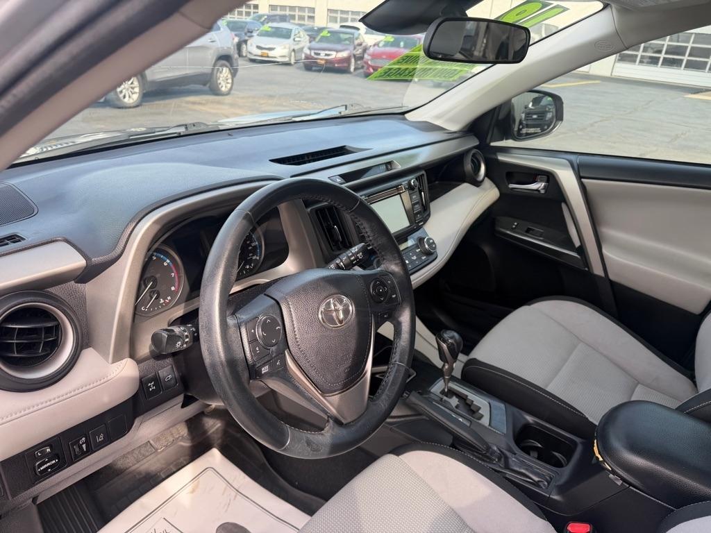 Toyota RAV4 XLE AWD 2018