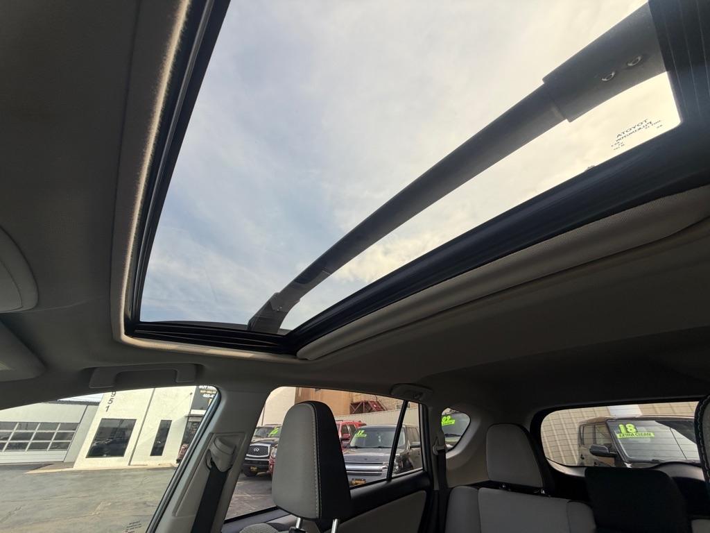 Toyota RAV4 XLE AWD 2018