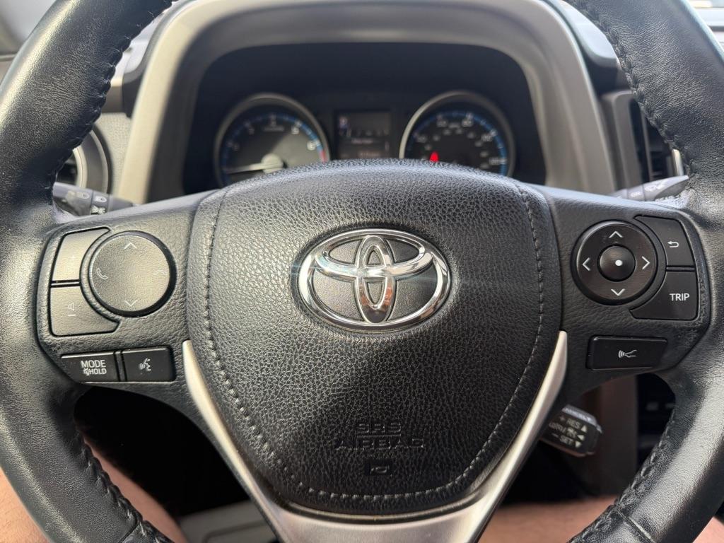 Toyota RAV4 XLE AWD 2018