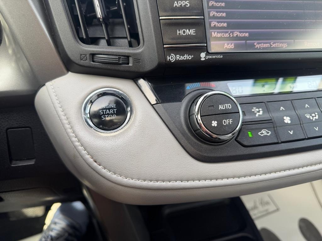 Toyota RAV4 XLE AWD 2018